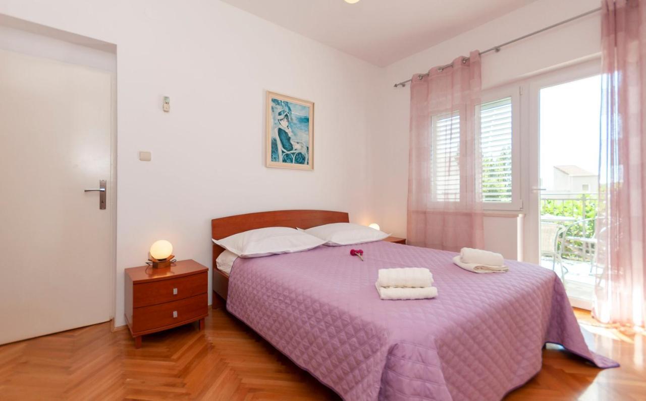 Apartments And Rooms Nikola オミシュ エクステリア 写真