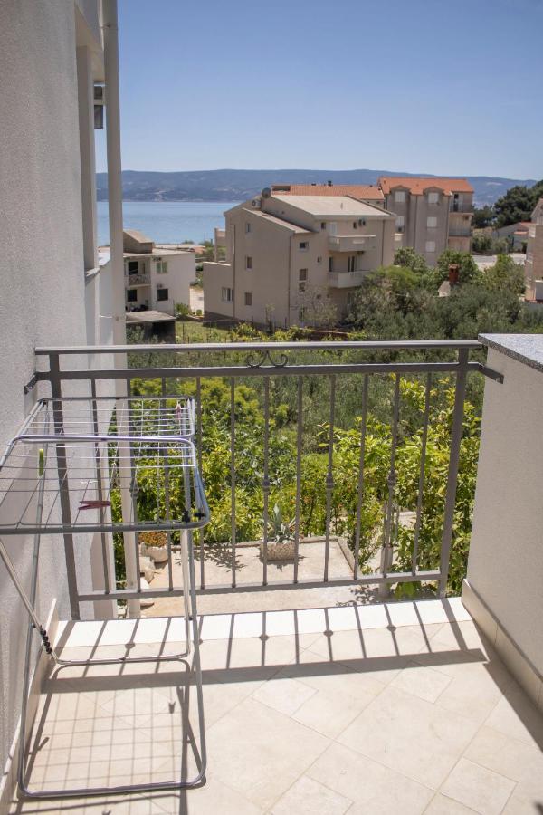 Apartments And Rooms Nikola オミシュ エクステリア 写真